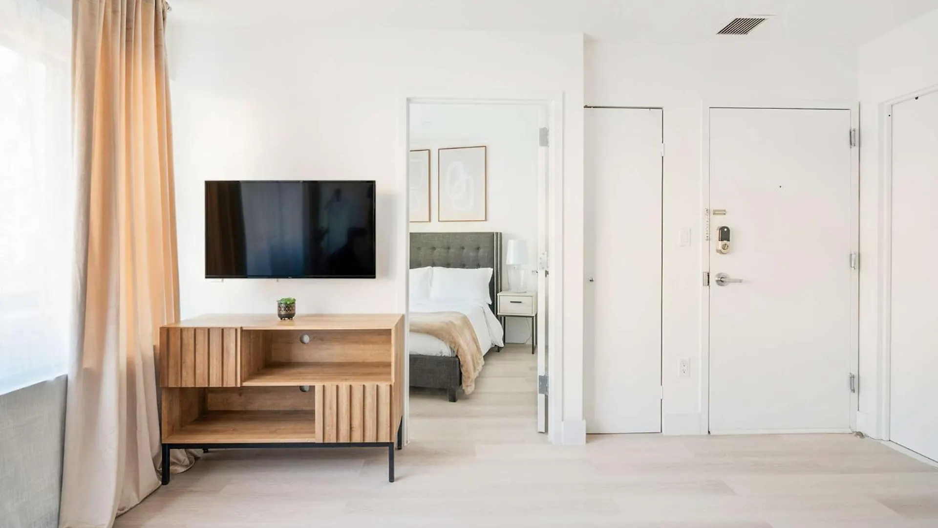 809-2A Gorgeous 1Br New W D Modern Best Location Νέα Υόρκη 0*,  Ηνωμένες Πολιτείες της Αμερικής