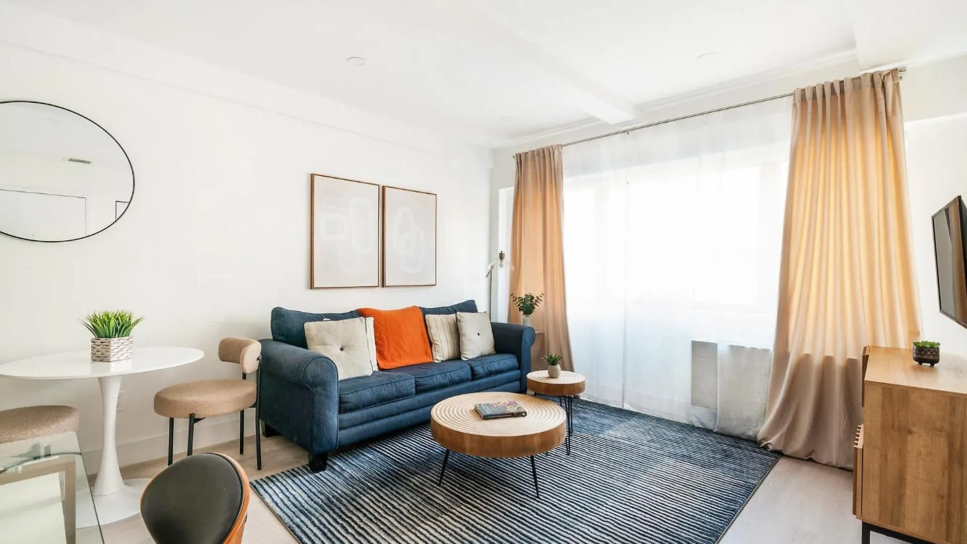809-2A Gorgeous 1Br New W D Modern Best Location Νέα Υόρκη